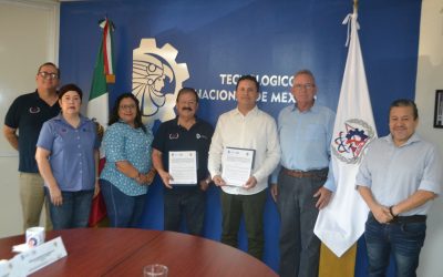 IT de La Paz y FOIS firman convenio de colaboración